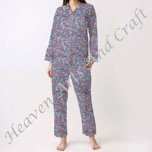 เซ็ตชุดนอนผู้หญิงผ้าคอตตอน100% ชุดชุดนอนชุดนอนผ้านุ่มใส่อยู่บ้านสำหรับฤดูใบไม้ผลิ/ฤดูร้อนลายดอกไม้/ตัวอักษร/ลวดลาย/วันหยุด/PJ075ลายต้นไม้ - Product Image 6