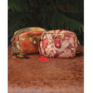 Portefeuille compact élégant en cuir véritable à motif floral, porte-monnaie et porte-cartes durables pour femmes avec fermeture à glissière sécurisée - Product Image 4