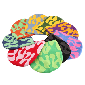 Meilleure vente unisexe 100% acrylique hiver tricoté chapeau Logo personnalisé imprimé Jacquard Beanie Direct haute qualité Mohair fabricant - Product Image 3
