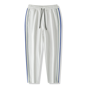 ชุดกีฬาพิมพ์ลายคุณภาพสูงสำหรับผู้หญิง เสื้อฮู้ดดี้และกางเกงขายาว แห้งเร็ว ระบายอากาศได้ดี น้ำหนักเบา ดีไซน์ 2 in 1 ปรับแต่งได้ สำหรับผู้ใหญ่ - Product Image 6