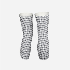 Manchons de jambe de compression personnalisés avec protection UV Vêtements de sport sans couture pour une utilisation en extérieur OEM/ODM Impression personnalisée - Product Image 2