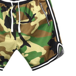 Shorts en maille unie pour hommes, style tendance, impression par transfert thermique, logo personnalisé, respirant, séchage rapide, écologique, haute rue, 100% - Product Image 3