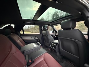 แลนด์โรเวอร์ เรนจ์โรเวอร์ สปอร์ต P400 ไดนามิก SE เกียร์อัตโนมัติ ปี 2023 สภาพดีเยี่ยม - Product Image 3