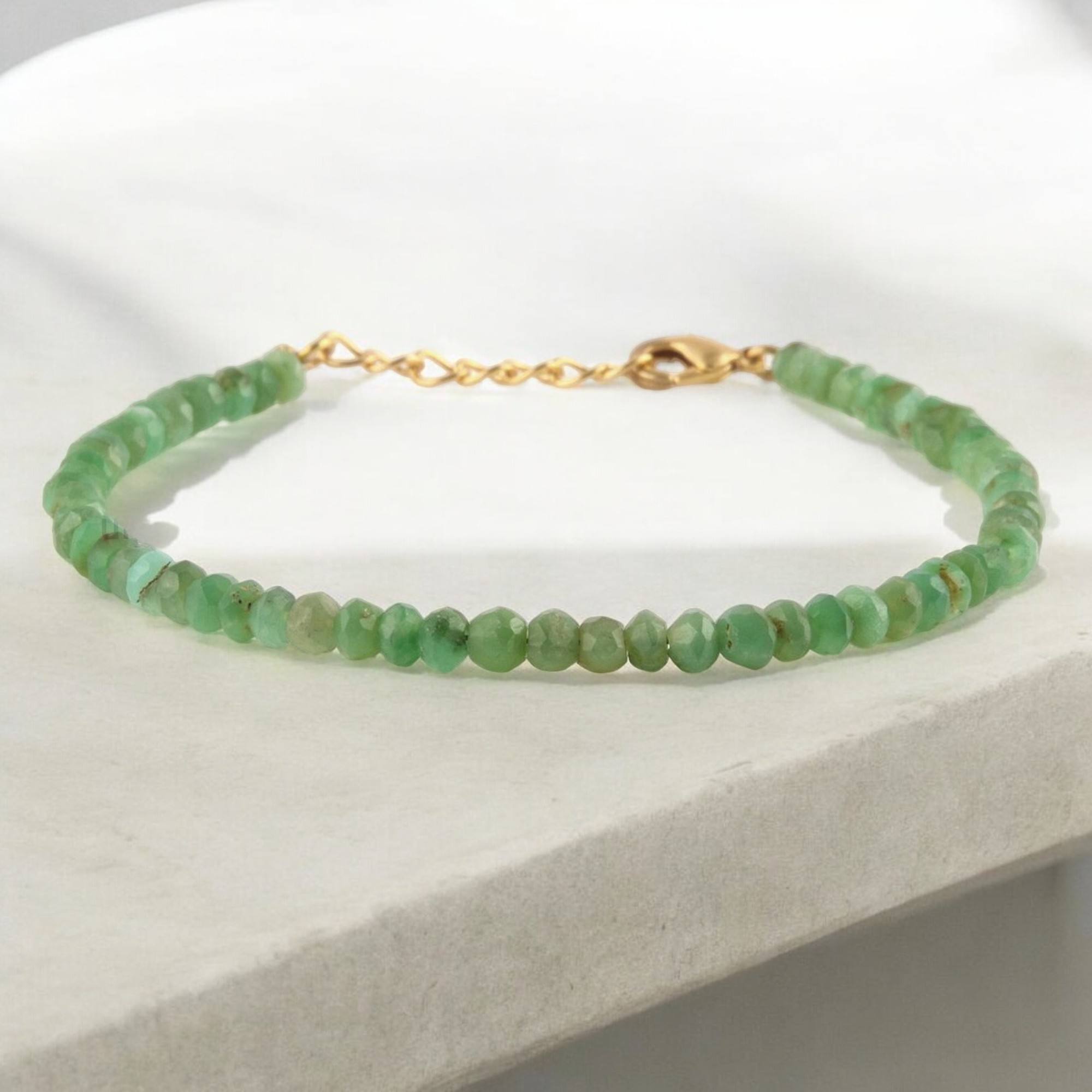 สีเขียว