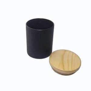 Pot à bougie en métal noir avec revêtement en poudre, fait à la main, avec couvercle en bois de mangue, personnalisable, écologique, accessoire pour anniversaire, Pâques - Product Image 1