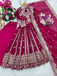 Nouvelle robe de créateur en georgette lourde avec broderie de sequins de 5 mm, ensemble avec pantalon et dupatta - Product Image 6