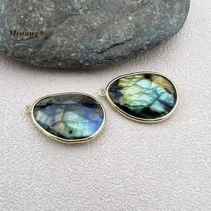 2pcs Vintage Plaqué Or Facettes Flash Pierre de Lune et Labradorite Pendentif Charmes Bohème Pierres Précieuses Colliers pour Noël - Product Image 2