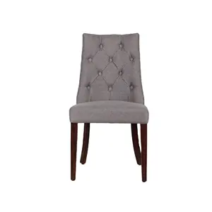 豪华现代灰餐椅由坚固的木质底座制成，柔软的室内装潢，适合您的家庭和酒店