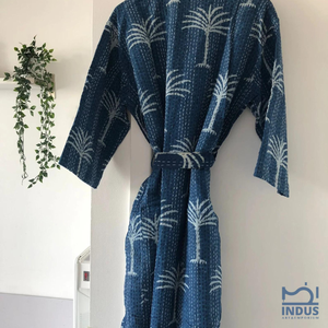 Albornoz Kantha de algodón índigo indio con estampado de bloques a mano, Kimono de algodón con estampado de palmeras, albornoz envolvente - Product Image 3