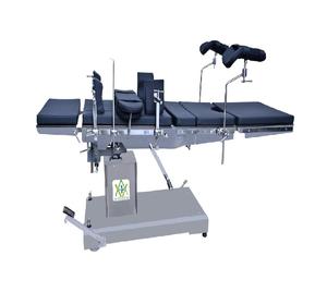 C-Arm Hydraulic Operating Table es una mesa quirúrgica versátil y confiable diseñada para una amplia gama de procedimientos - Product Image 1