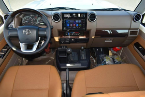Meilleure offre pour un PICKUP 79 DOUBLE CABINE LX V8 4.5L TURBO DIESEL 4WD TRANSMISSION MANUELLE d'occasion 2023 - Product Image 4