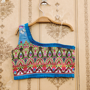 Conjunto de Lehenga Choli para Niñas Shoryam Fashion, Estampado Floral Jaipuri, Poliéster |   Ropa de Fiesta para Bodas de Diwali - Product Image 3