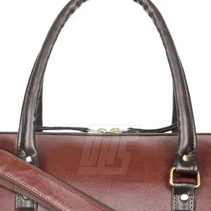 Bolsa de lona impermeable para viajes y deportes con múltiples compartimentos para un fácil almacenamiento - Product Image 6