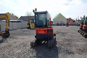 Mini-excavatrice d'occasion Kubota U27-4, 1 à 2 tonnes, diesel, hydraulique, sur chenilles - Product Image 2