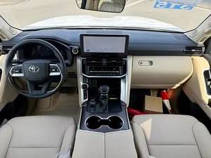 Toyota Land Cruiser GTX 2024 SUPER LIMPIO, Transmisión Automática, Asientos de Cuero, Motor V6, SUV Usado, Gasolina, 7 Asientos - Product Image 2