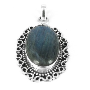 Pendentif en argent sterling 925 avec labradorite oxydée exceptionnelle, style bohème chrétien, bijoux d'anniversaire - Product Image 2