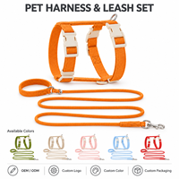 Harnais et laisse réglables pour chat, gilet de marche léger et doux avec crochet en alliage de zinc, harnais pour animaux de compagnie, harnais pour chat
