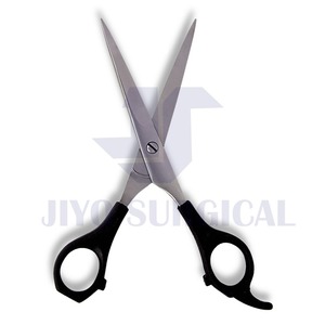 Tijeras de Peluquería con Mango de Plástico Negro y Hojas de Acero Inoxidable, Punta Roma, Tijeras de Barbero 5.5 - Product Image 2