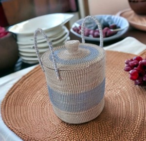 Cesta de almacenamiento de hierba Sabai de alta calidad con tapa para habitación de niños Almacenamiento de ropa sucia Herramienta de hierbas y especias de gran venta de la fábrica - Product Image 2