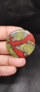 Résine d'encens de sang de dragon naturel, récoltée à la main, pierre précieuse rouge pour le nettoyage spirituel - Product Image 3