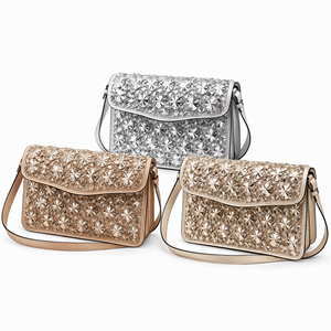 Bolsos Bandolera para Mujer de Gamuza con Rejilla Metálica de Diamantes y Cierre de Solapa, Medianos, para Uso Diario, Venta al por Mayor, Color Personalizado, Logotipo Personalizado - Product Image 1