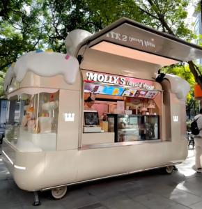 Carrito de Hot Dogs Retro Piaggio con Vaporera y Sombrilla para Recorridos por la Ciudad de Berlín, Ideal para Emprender un Negocio de Comida Ambulante - Product Image 5