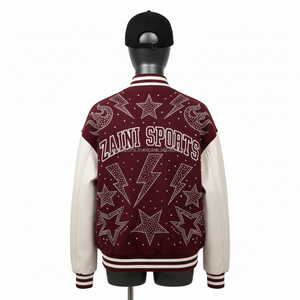 Chaqueta Universitaria para Mujer, Tela de Lana de 400 GSM, Color Granate con Mangas Blancas, Logotipo Bordado Personalizado, Pedrería - Product Image 2