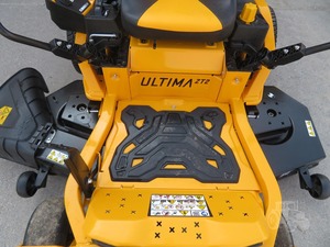 Cortacésped industrial amarillo de 4 tiempos con giro cero, de 24 HP y doble eje, ODM, para jardín, granja y senderos. - Product Image 4