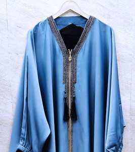 Vêtements musulmans traditionnels islamiques élégants et modestes pour femmes Abaya à fermeture à glissière ouverte sur le devant de Dubaï-Accessoire inclus - Product Image 1