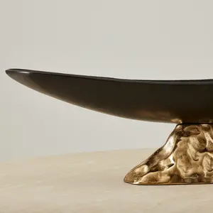 Plateau décoratif de Noël rectangulaire en aluminium gravé à la main, design zen asiatique, pour cadeaux haut de gamme - Product Image 3