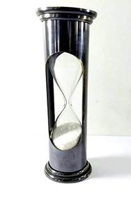 Minuteur en laiton vintage de haute qualité avec horloge à sable en verre transparent pour la décoration de bureau, de maison et de table - Product Image 3