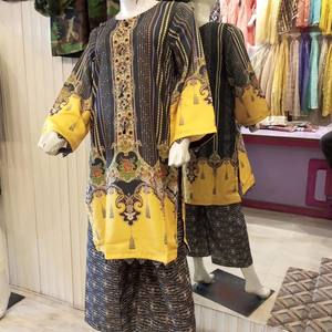 El diseñador paquistaní más vendido bordado Kurtis / Ladies bordado Kurtis/Kurtis para mujeres en la India y Pakistán - Product Image 4