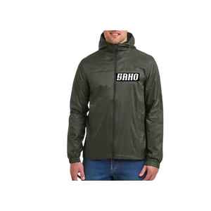 Fournisseur de vestes de pluie OEM GAA du Pakistan avec options de commande en gros personnalisation du logo du club et livraison rapide pour les vêtements de sport - Product Image 1