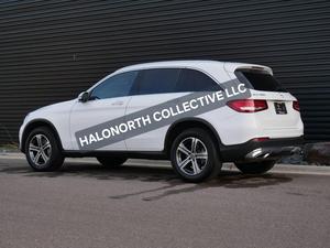 Mercedes-Benz GLC 300 Premium G-Class SUV 4x4 essence tout-terrain automatique turbo cuir R17 caméra à vendre - Product Image 3