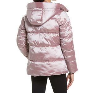 Ropa de invierno Nueva llegada Chaqueta acolchada para mujer Cremallera completa Personalizada OEM Elegante chaqueta acolchada de aspecto moderno con múltiples bolsillos - Product Image 2