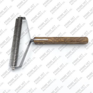 Peine para Ganado Premium de Prime Vet, Peine de Acero Resistente para el Cuidado del Cabello y el Aseo |   Suministros para Exposiciones Ganaderas - Product Image 1