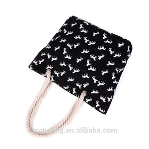 Sac de plage bio à la mode avec logo personnalisé fourre-tout en toile de coton à fermeture éclair réutilisable shopping sac de plage de créateur promotionnel - Product Image 3