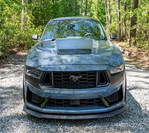 Ford Mustang Dark Horse 2024, Neumáticos R20, Faros Halógenos, Luces Diurnas LED - Product Image 1