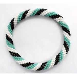 Conjunto de pulsera apilable con cuentas Aspecto moderno y en capas Natural Vibes de MD Handicraft - Product Image 5