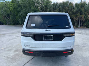 Jeep Grand Wagoneer L Limited Reserve 2026 en perfecto estado - Product Image 4