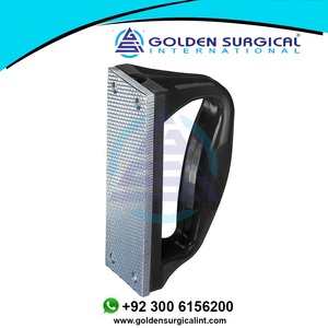 Venta al por mayor GOLDEN práctico escofina dentada mango de plástico caballo veterinario aseo instrumentos herramientas - Product Image 5