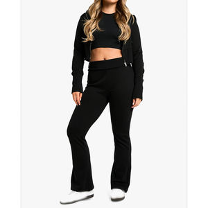 Conjunto Deportivo de Ropa Deportiva de Alto Rendimiento, Chaqueta Corta con Cremallera y Pantalones Jogger Acampanados, Logotipo Personalizado, Chándal Atlético para Suministro al por Mayor OEM ODM - Product Image 1