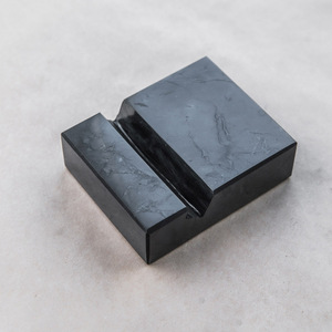 Soporte para teléfono de shungita para protección contra EMF 3.94*3.15*1.10 pulgadas (100*80*28 mm) - Product Image 6