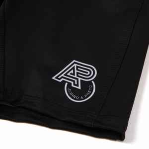 Pantalones cortos MMA personalizados de alta calidad para hombres al por mayor mejores pantalones cortos de lucha para boxeo y artes marciales hechos en Pakistán - Product Image 2