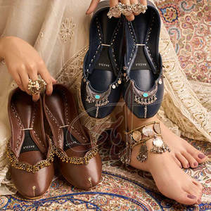 Pakistan Made Cheap Price High Quality Faux Leather Khussa Anti-Slippery Feature Customizable OEM Services New Fashion <b>Design</b> - Product Image 6