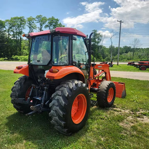 Tracteur à chenilles M6040 4x4 en bon état, moteur 45 CV avec boîte de vitesses et pompe - Garantie 3 ans, vente rapide, livraison rapide, vente en gros - Product Image 1