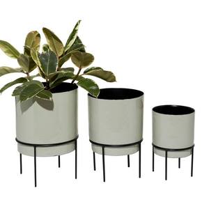 Pots de fleurs et jardinières en métal élégants de haute qualité pour la décoration de la maison et du jardin - Product Image 5