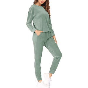 Ensemble de survêtement pour femmes, deux pièces décontractées, coupe ample, tissu doux et confortable pour un usage quotidien et la mode urbaine - Product Image 6