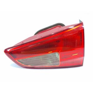 FEU STOP ARRIÈRE DROIT INTEGRÉ À LA PORTE KIA Cee'd Sporty Break Série D4FB (12>18) - Product Image 1