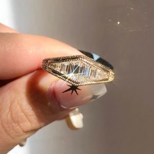 Bague de fiançailles classique en or, style filigrane avec serti Milgrain, taille ovale conique, ornementée de pierres de laboratoire, style Art Déco vintage, bijoux de mariage pour femme - Product Image 2